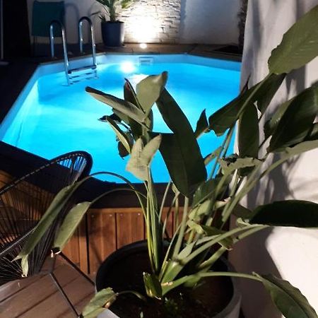 Bed and Breakfast Le Petit Coin De Provence Beaucaire  Esterno foto